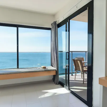 Fergus Cap Roig Hotel